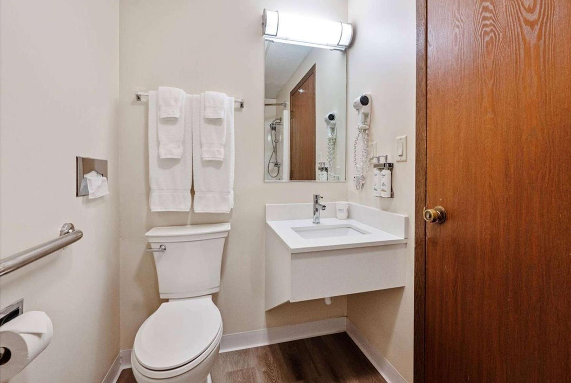 Hotel Super 8 By Wyndham Superior Wi Extérieur photo
